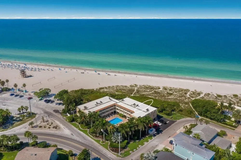 Gulf Sands 108 2 Bedroom Condo by RedAwning