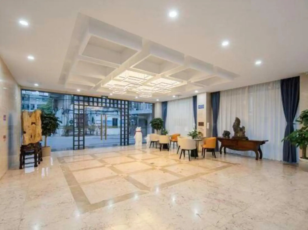 Kaiyue Business Hotel（Ninefang City Shop,Northmen Road ）