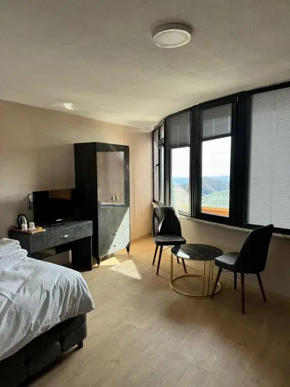 Roza Otel
