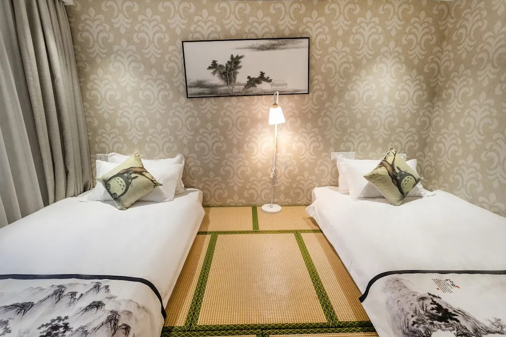 Suzhou Jade Snow Lodge