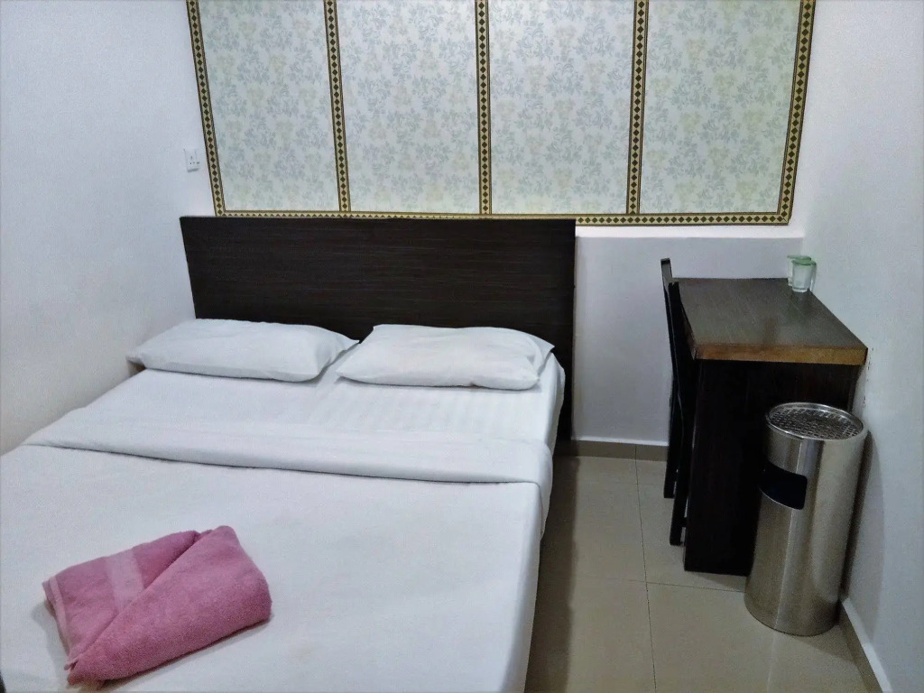 EZI HOTEL KLANG