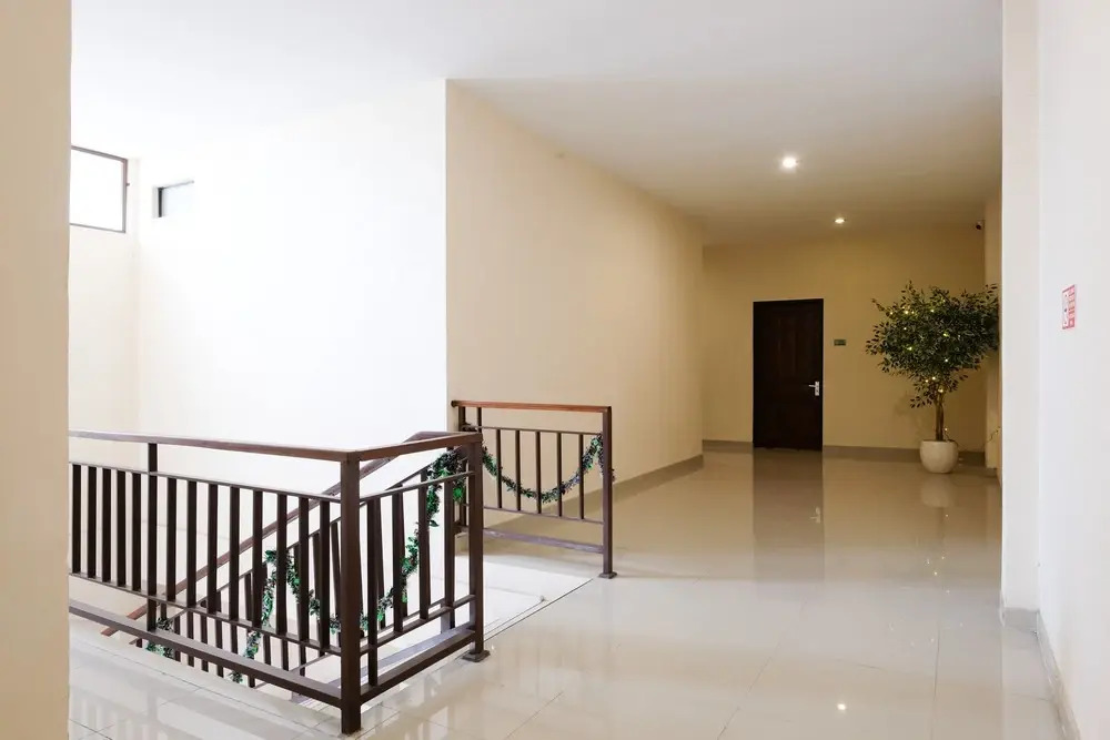 Urbanview near Sunrise Mall Mojokerto