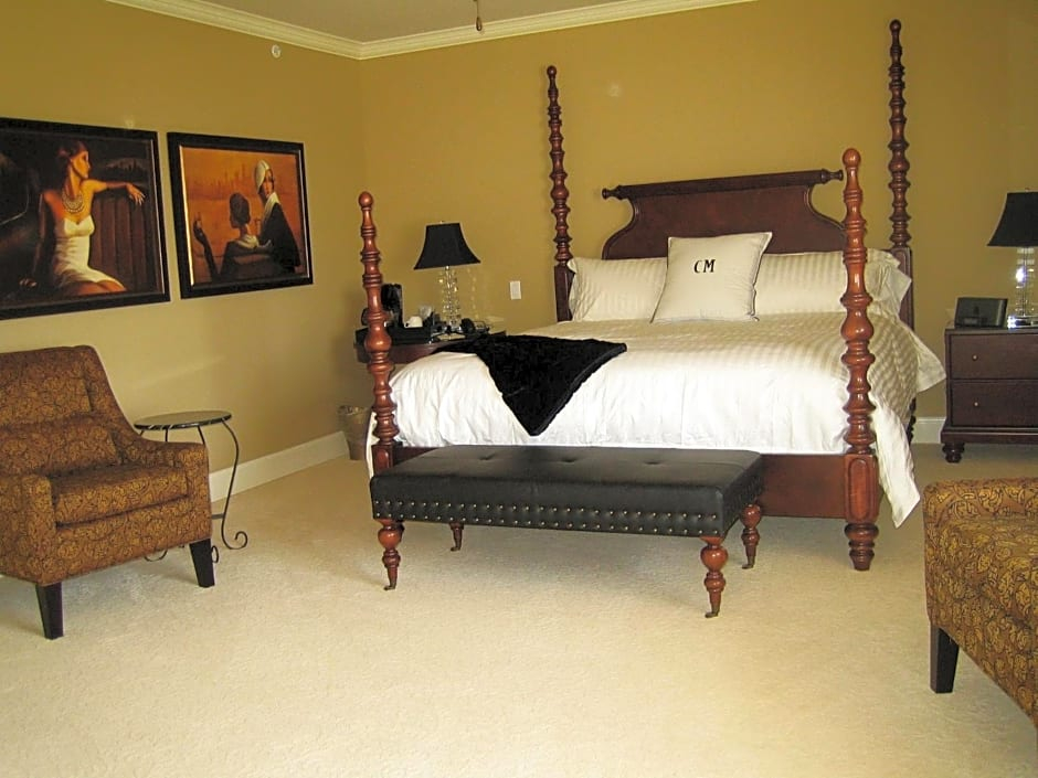 Crown Mansion Boutique Hotel & Villas