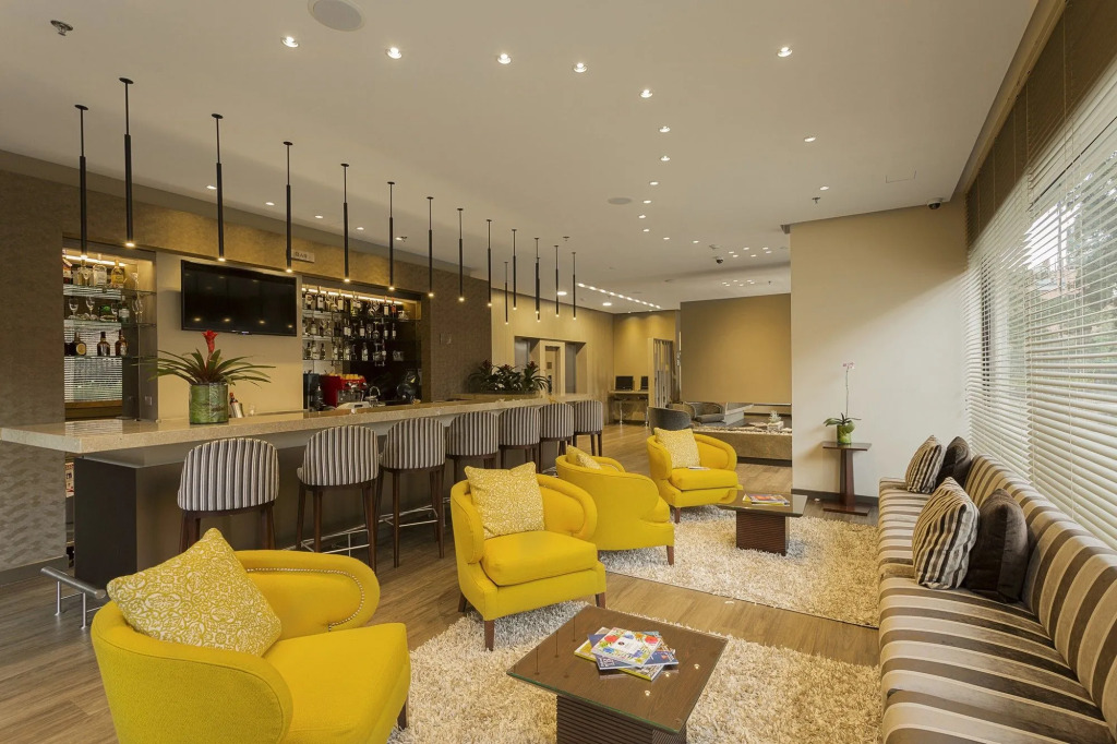 Bs Rosales Hotel And Suites