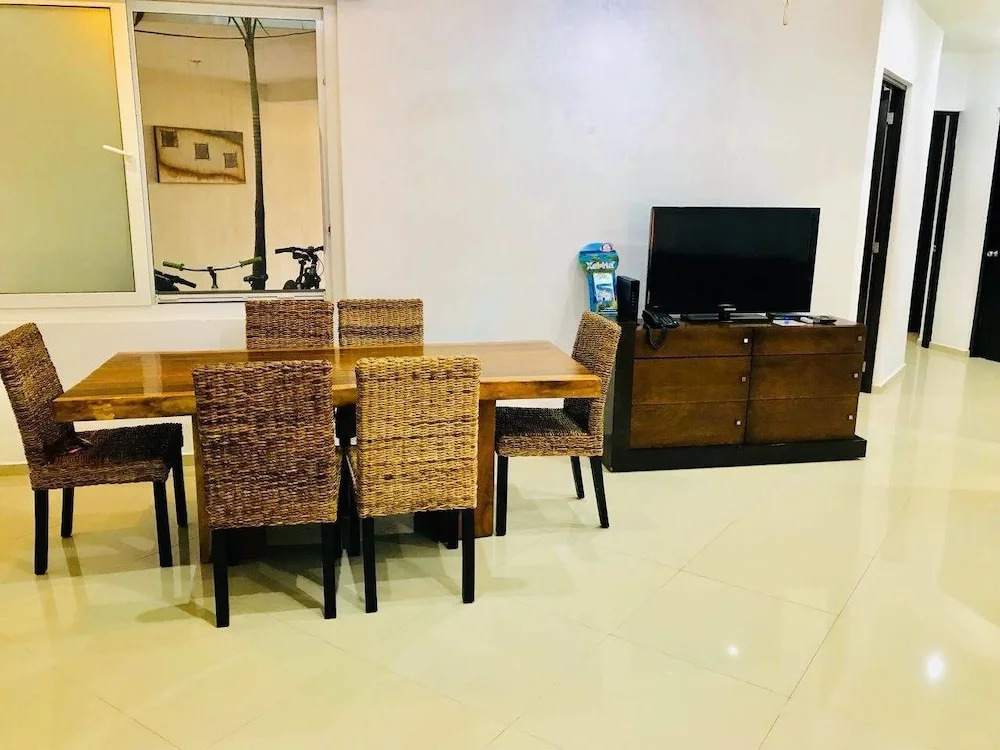 Apartment 101-3 Amalfi by Xlieva Near 5th Avenue