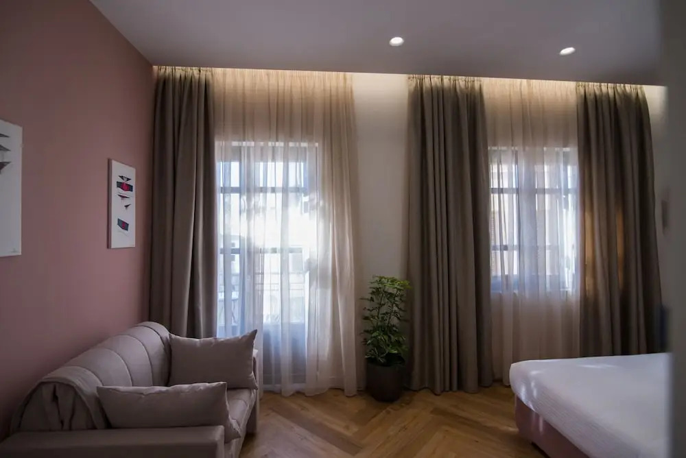 Ederlezi Zoubourlou Aparthotel