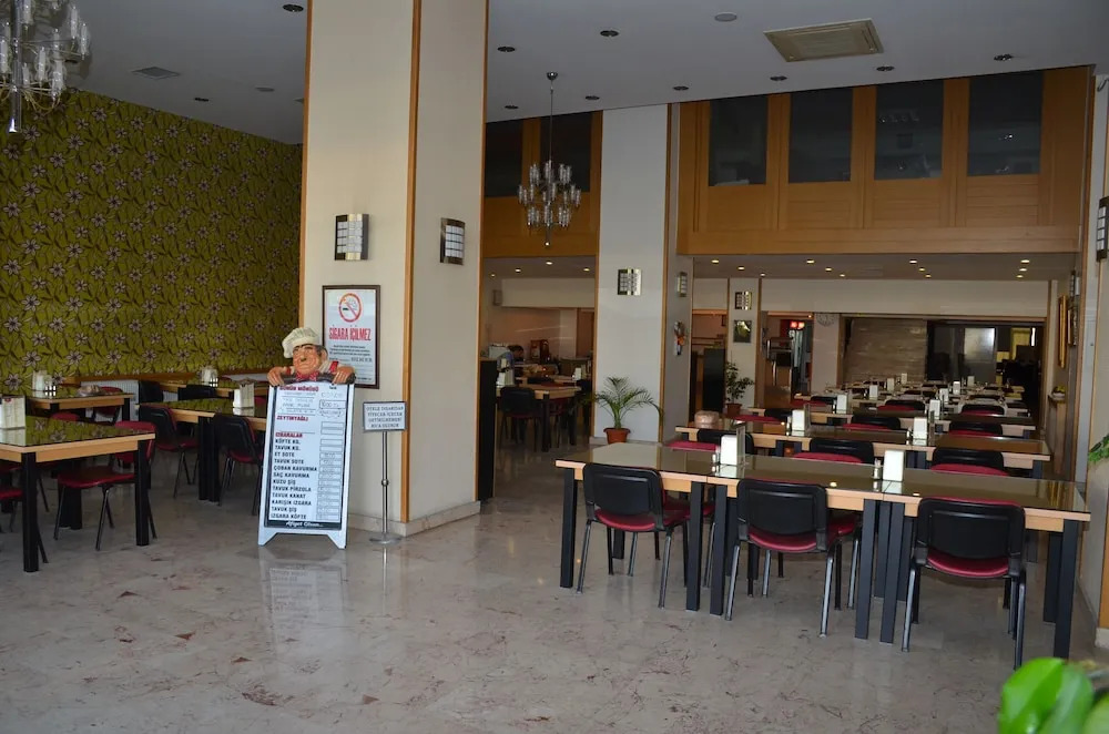 Gimat Otel