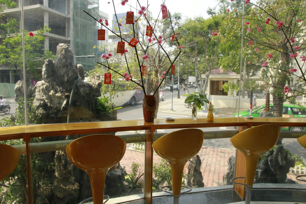 Green Plaza Hotel