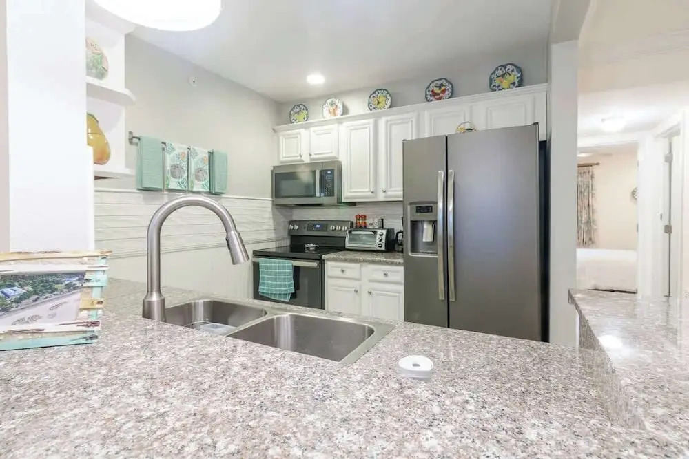 Cypress Cove 103 - Beautiful 1 Bedroom 1 Bath Beachfront Condo in Biloxi