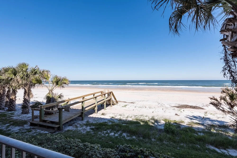 3939 Duval Drive Beachfront by Vtrips