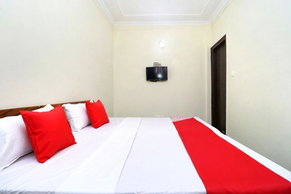 Amrit Guest House By OYO Rooms