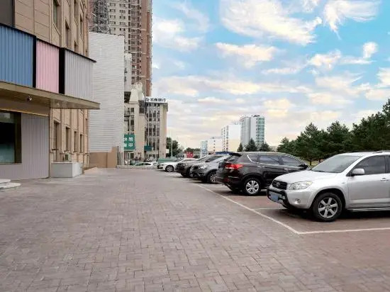 HanTing Hotel (Qiqihar Financial Street)