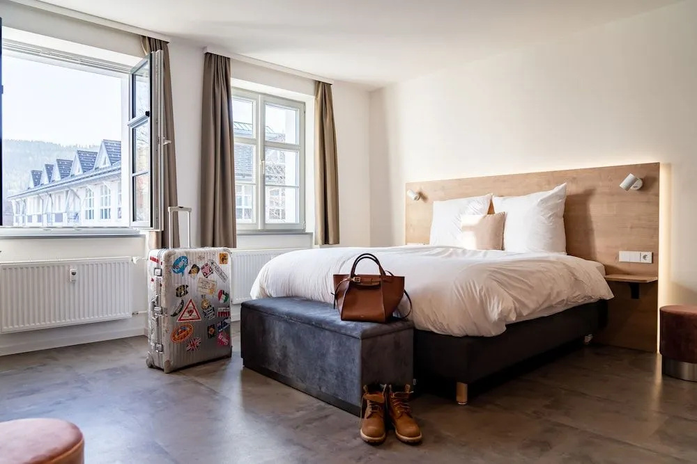 coucou hotel & kuckucks-stube