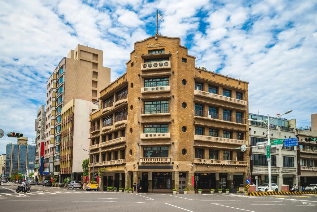 Good Ground Hotel Tainan