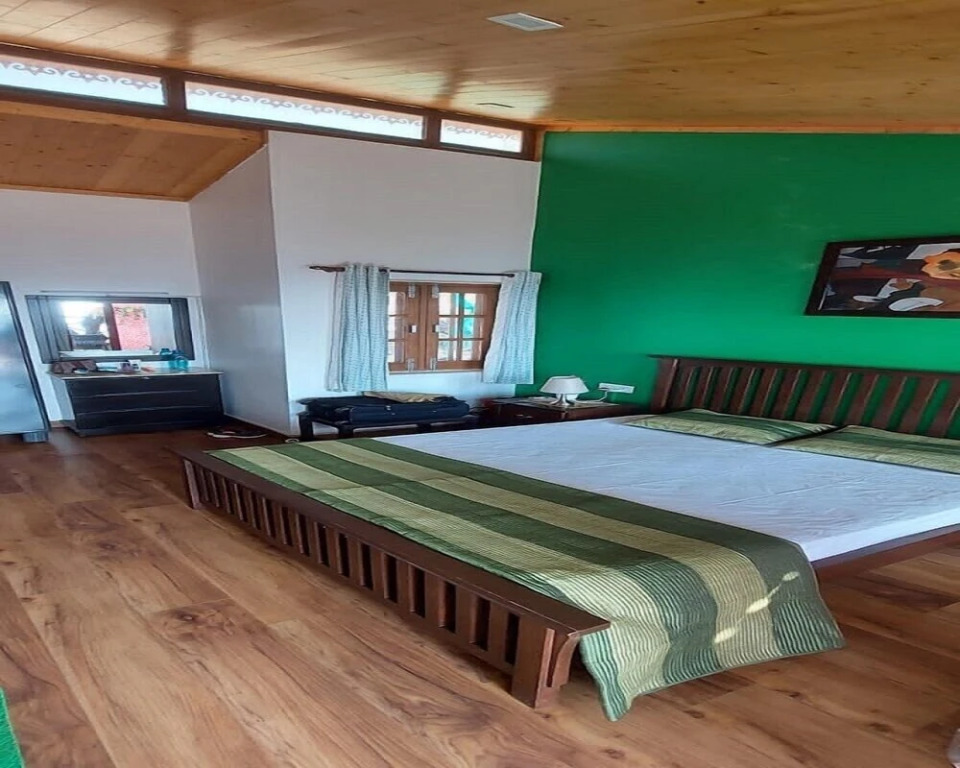 Veenu's Cottage