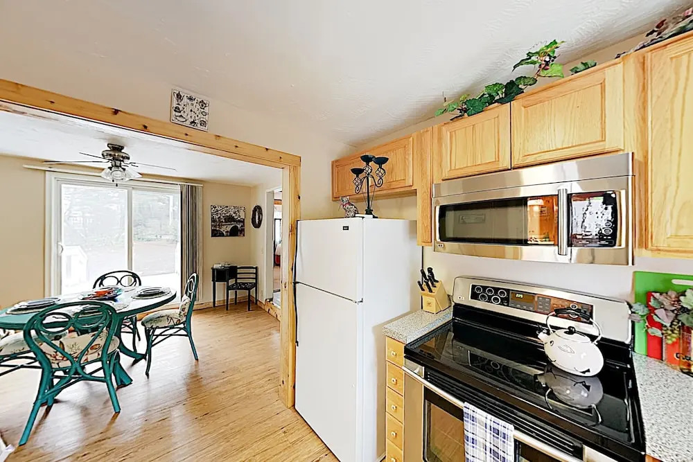 New Listing! Chateau Serenity W/ Decks, Firepit 2 Bedroom Home