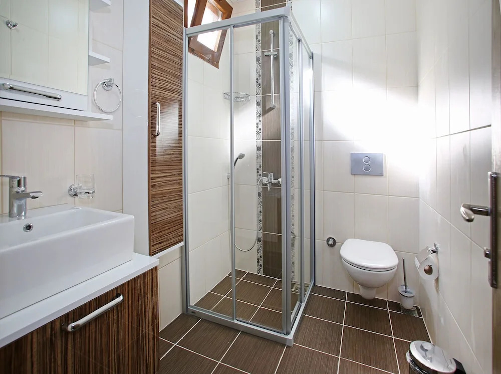 Velena Hotel