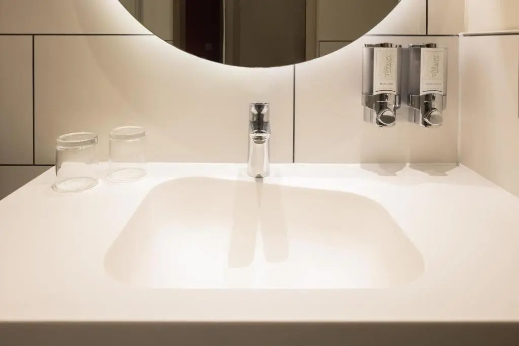 Hampton By Hilton Bath City