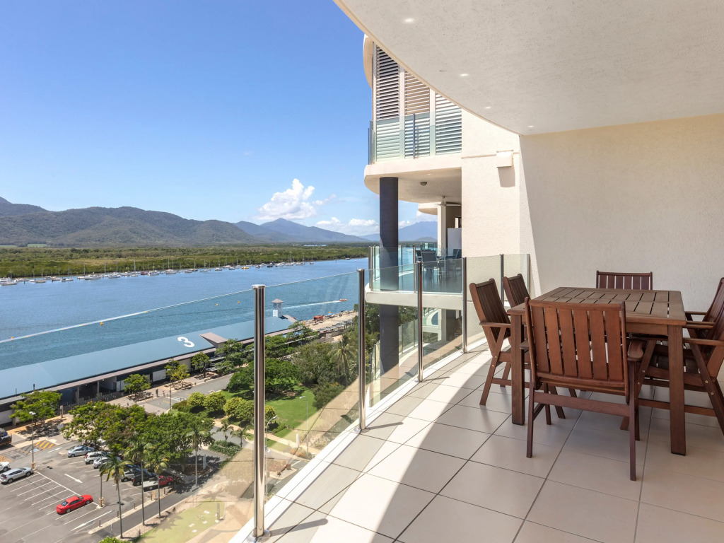 Piermonde Apartments Cairns