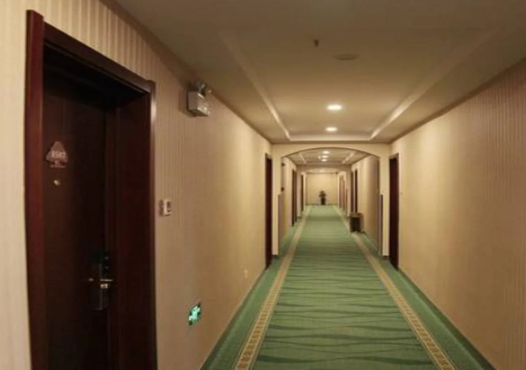 GreenTree Inn Anhui Hefei Huizhou Avenue Dazhonglou Express Hotel