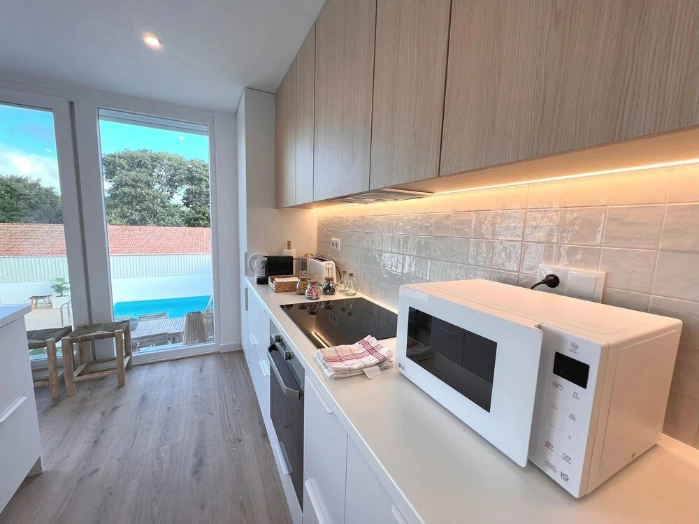 Central Beach Villa W Heated Pool, By Timecooler
