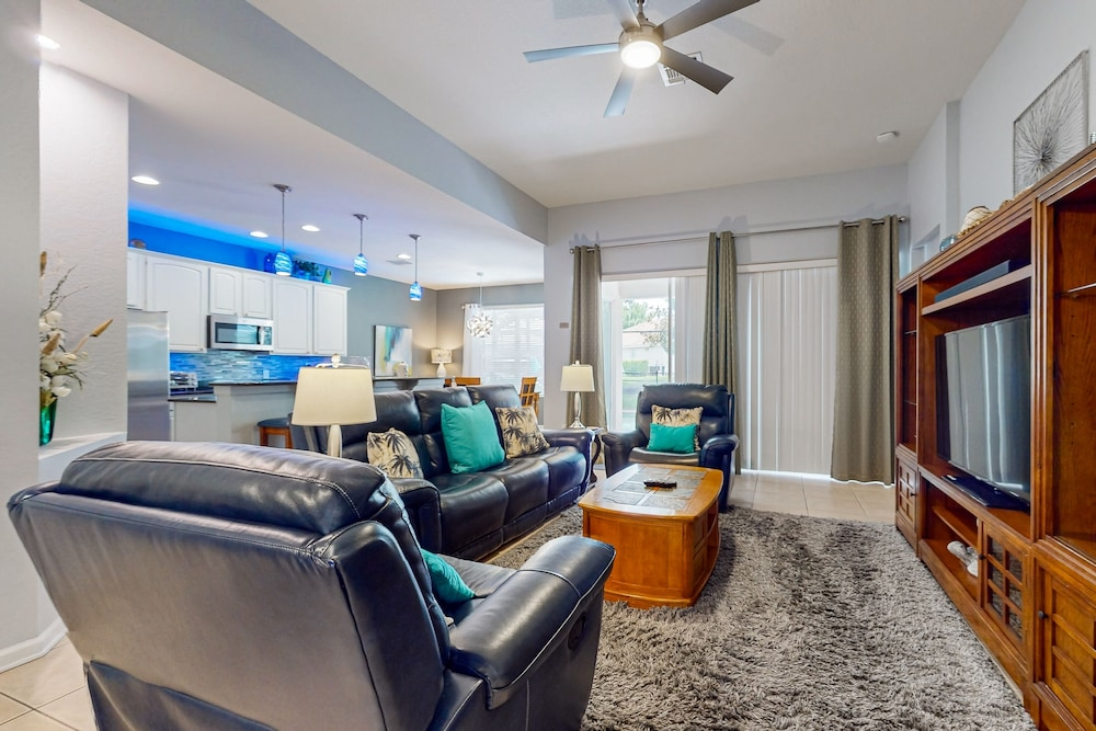 All-suite Retreat With Pool, Spa, Waterslides, Tennis - Near Dining & Disney