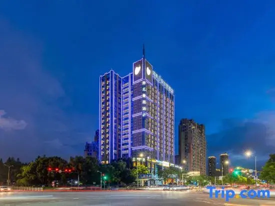 Luochu S Designer Hotel (Ningbo Romon Global Park Branch)