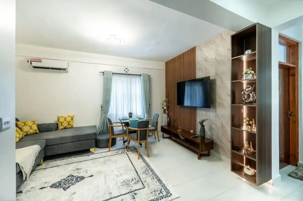 2BR Apartment in Mombasa - Pool & Near Beach