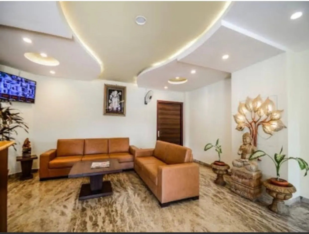 Hotel Sanobar