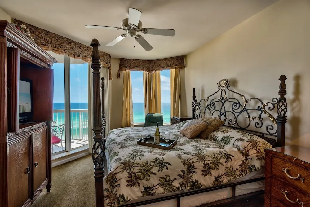 Silver Beach Towers 802E - 668821