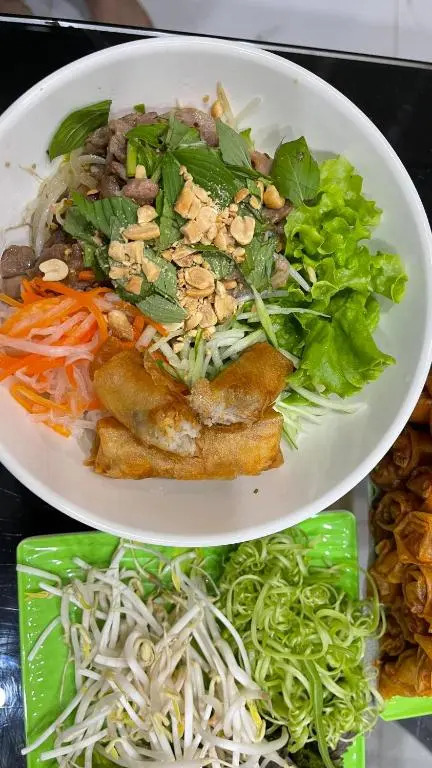 Sampan House