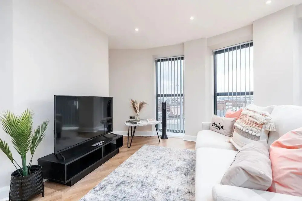 Luxury 1 Bed Apt With City Views Heart of Leeds