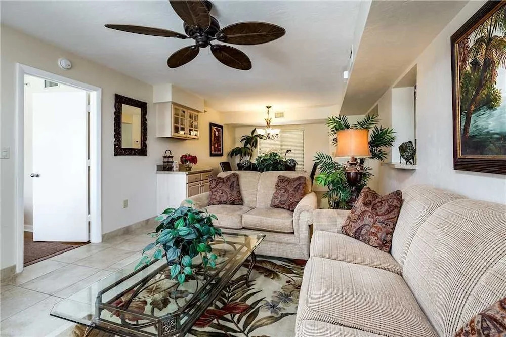 Santa Maria 208 - Two Bedroom Condo