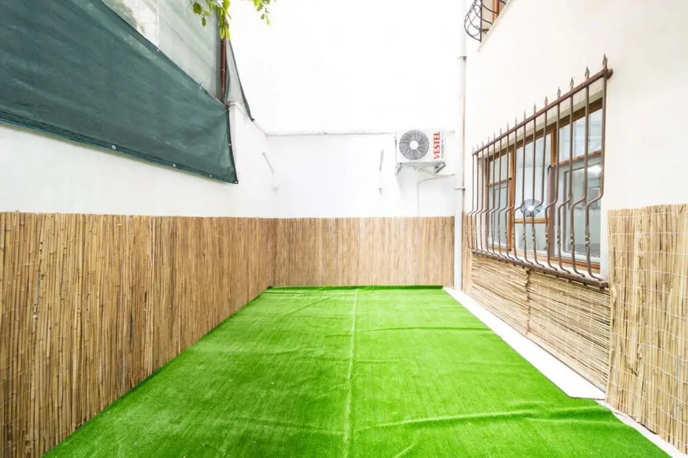 Pleasant House With Private Garden in Kaleici