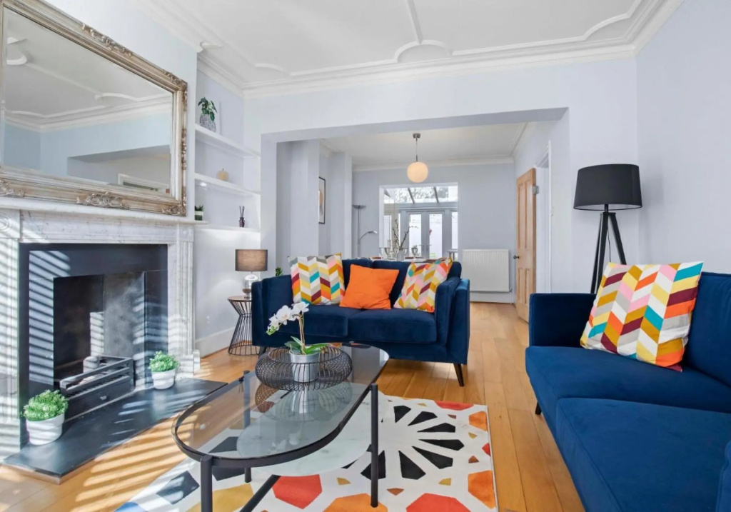 The Townhouse By My Getaways Free Parking