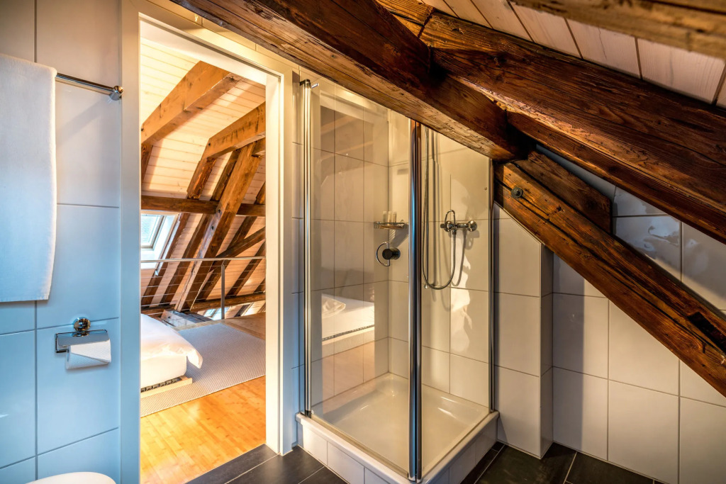 Le Bijou Lintheschergasse / Zurich HB