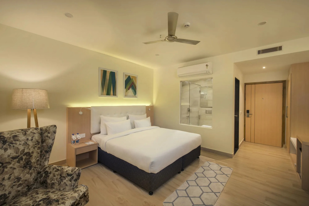 10 Park Street Hotel & Banquets