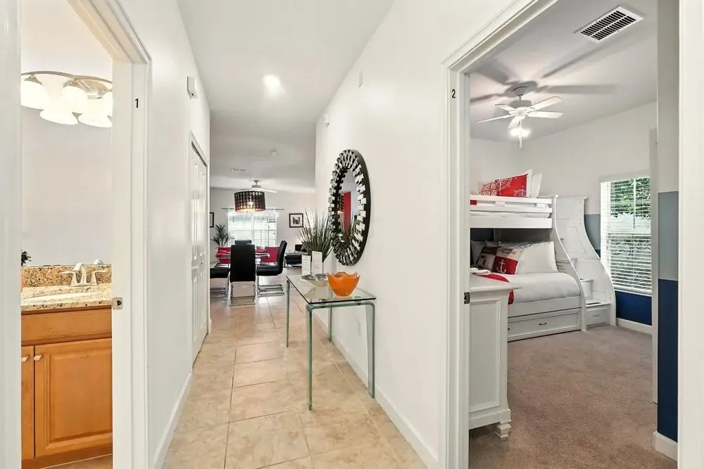 Vibrant 5BR Family Retreat in Storey Lake!
