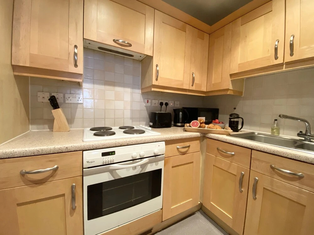 Apartment Next to Victoria Station
