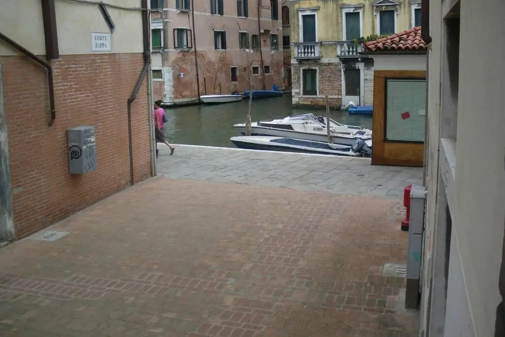 Charming House In Venice