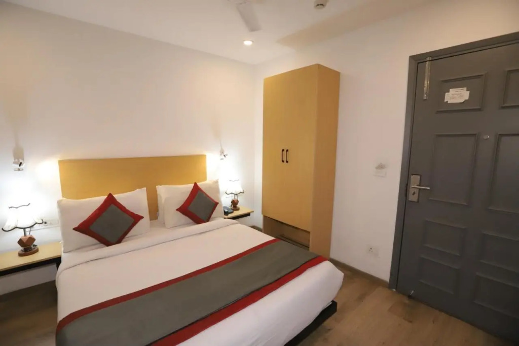 Qotel Hotel La Sarane Preet Vihar