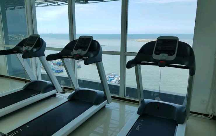 Alluring 1 Bedroom Penthouse Suite @ Green Bay Seaview Condominiums