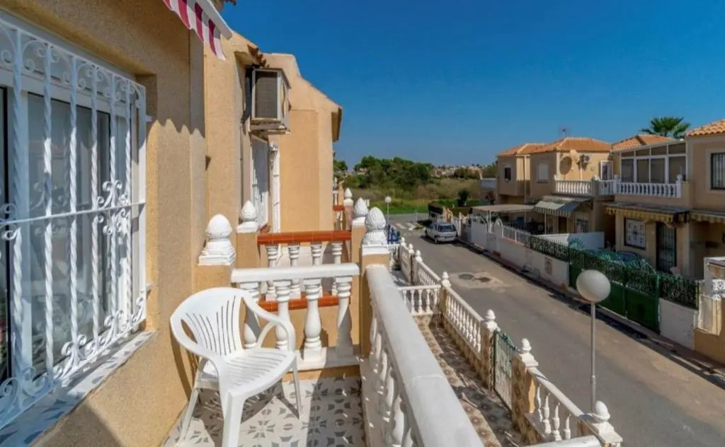 2 bed apartment in Paraje Natural Fase 1, Torrevieja