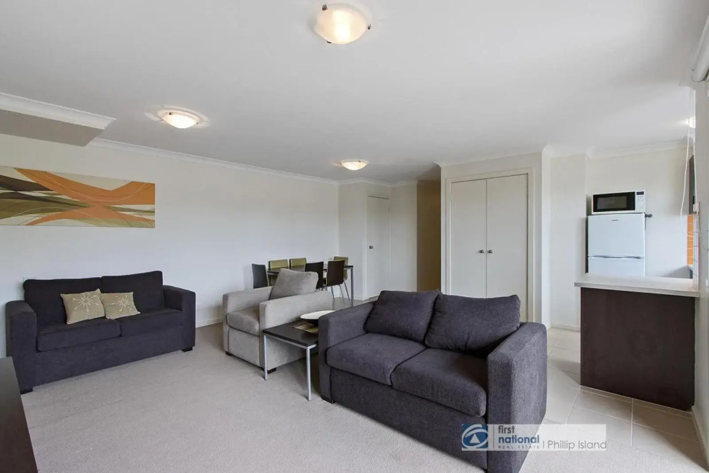 Unit 2-146 Thompson Ave Cowes