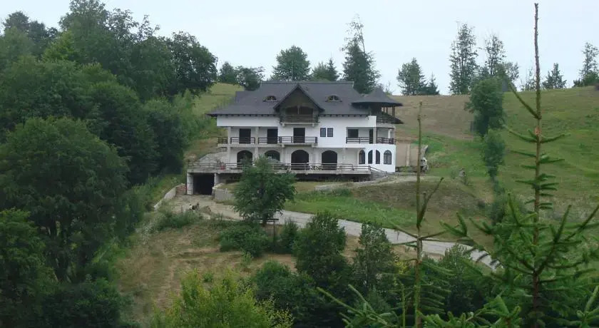 Casa de vacanta La conac