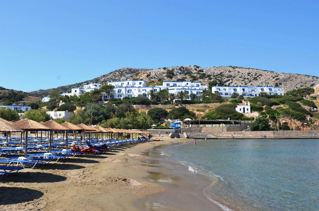 Dolphin Bay Seaside Resort & Suites