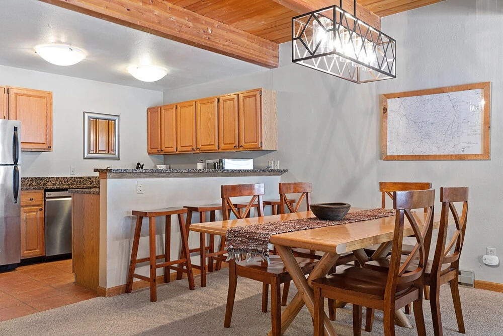 Riverside Condos A02 by AvantStay Condo Close To Downtown Town Park Ski Lift 8