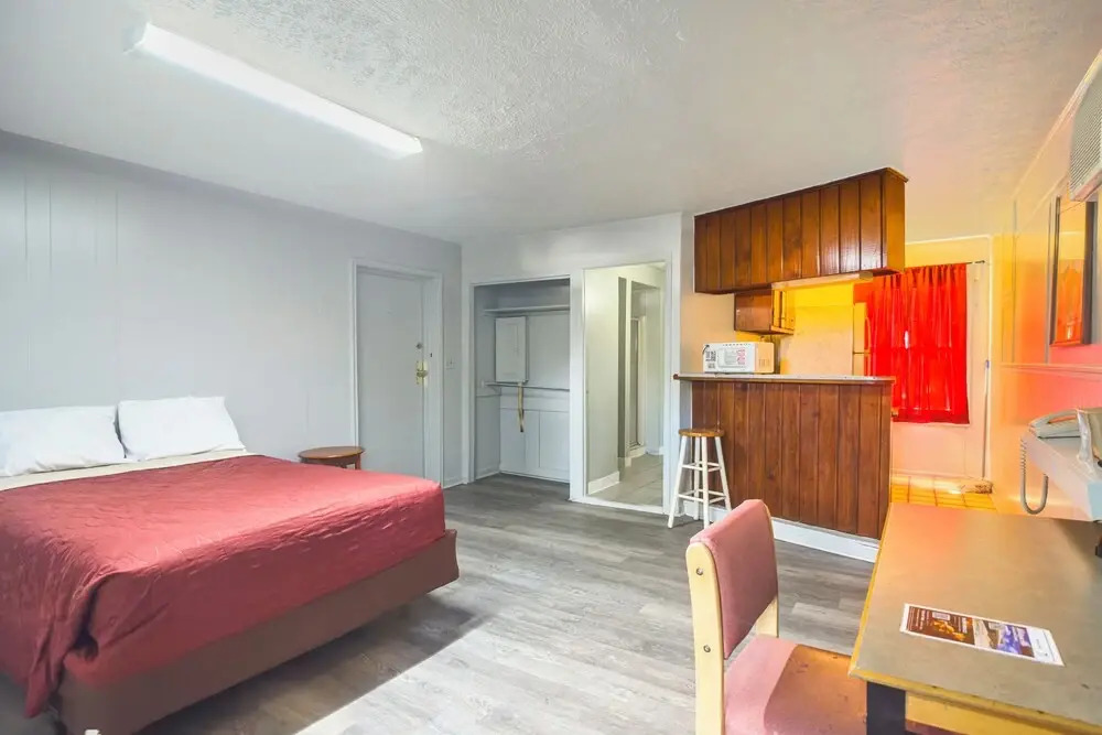 Colony Inn By OYO Columbus US-280