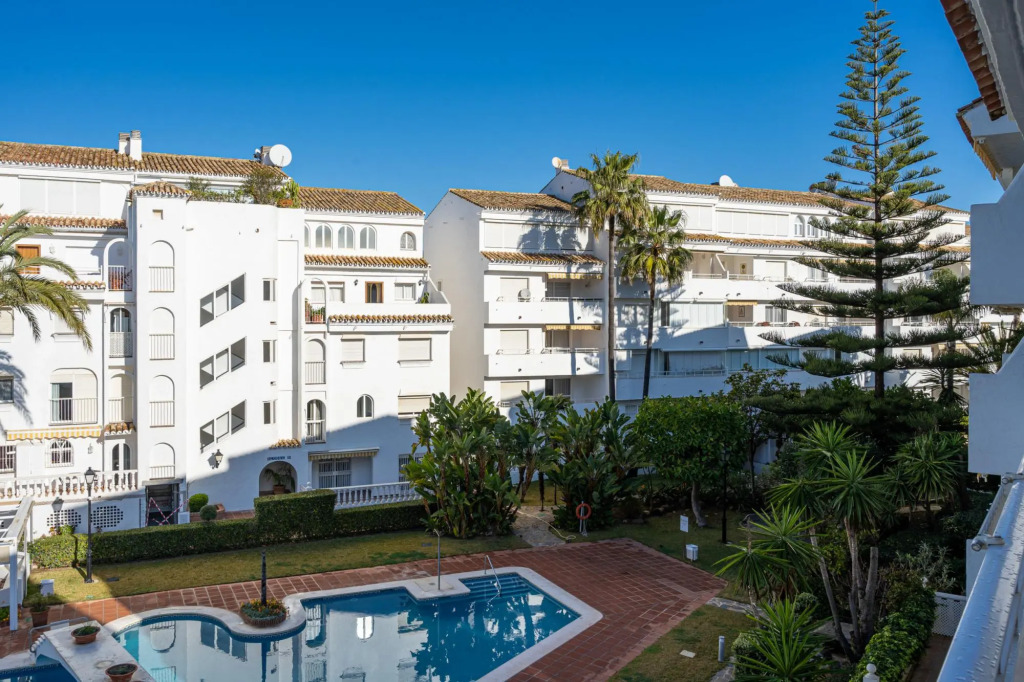 Playa real beach apartment Marbesa