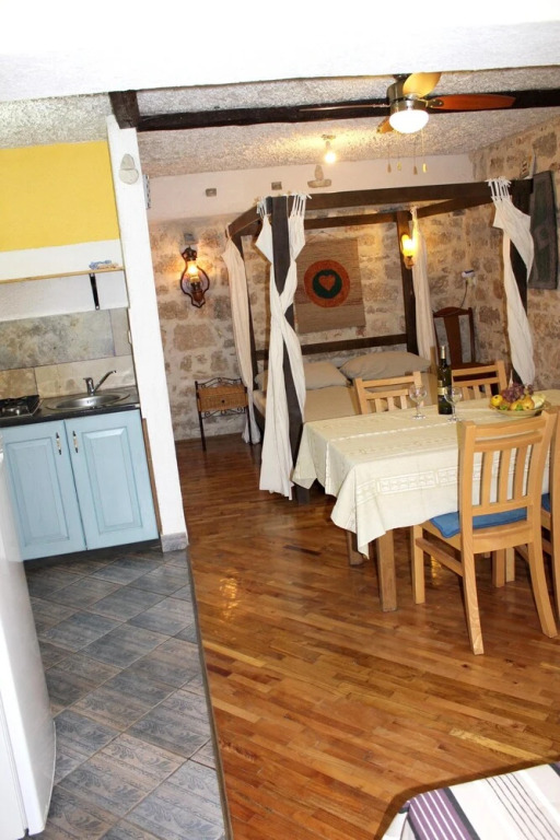 Studio in Betina, With Wonderful City View, Furnished Terrace and Wifi